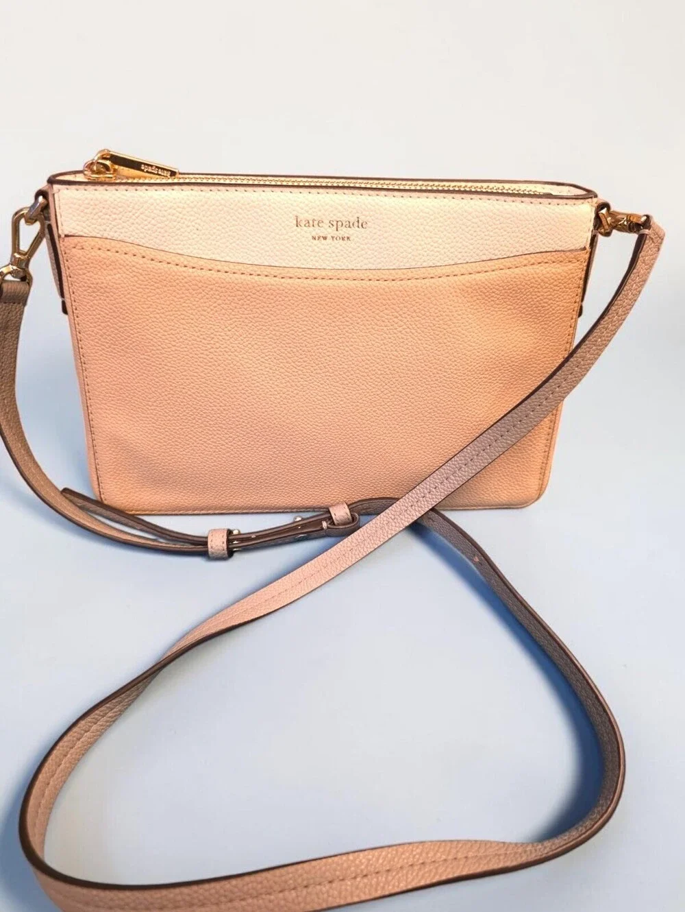 Kate Spade Leila Large Crossbody Pebbled Leather Warm Beige Colorblock S338